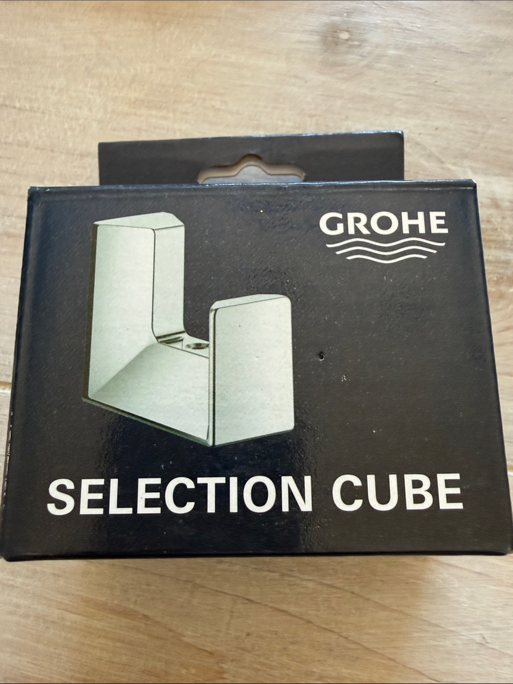 GROHE 40782000 Selection Cube Robe Hook, Starlight Chrome